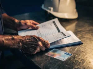 What is the difference between an OPITO course and an OPITO certificate?